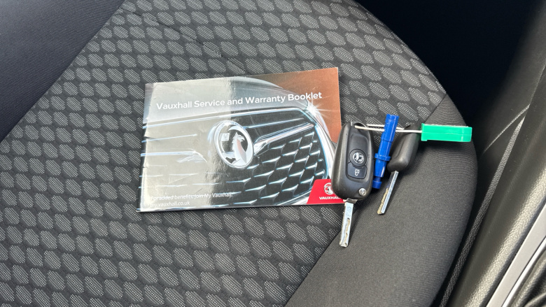 Vauxhall Astra 1.4T 16V 125 Design 5dr Petrol Hatchback